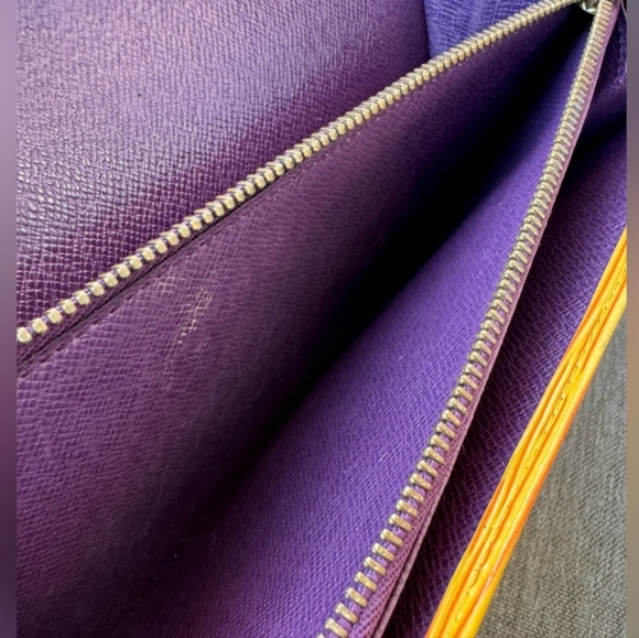 Louis Vuitton Epi long wallet - Picture 5 of 14